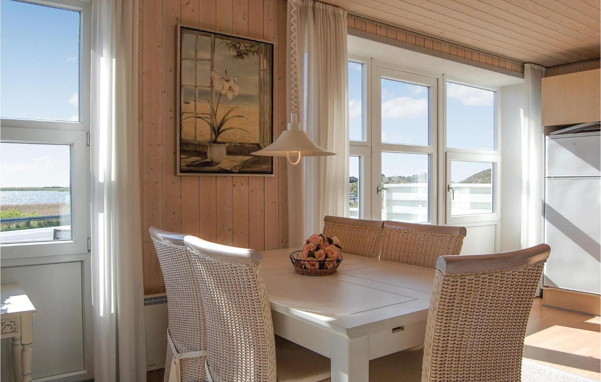 2 Bedroom Gorgeous Home In Hvide Sande Havrvig エクステリア 写真