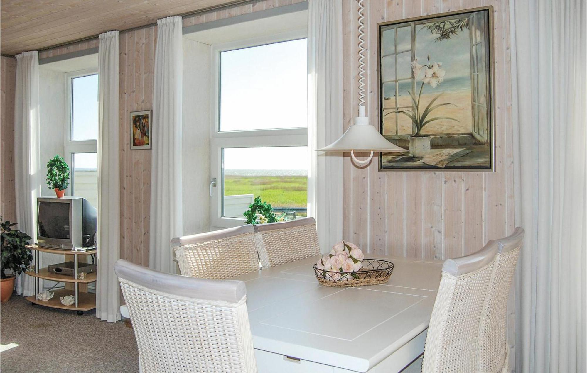 2 Bedroom Gorgeous Home In Hvide Sande Havrvig エクステリア 写真